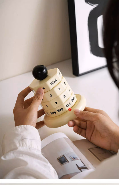 Spinning Desktop Perpetual Calendar